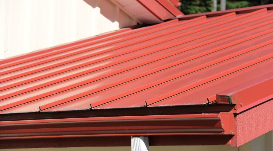 Professional gutter cleaning services in Bellville, OH